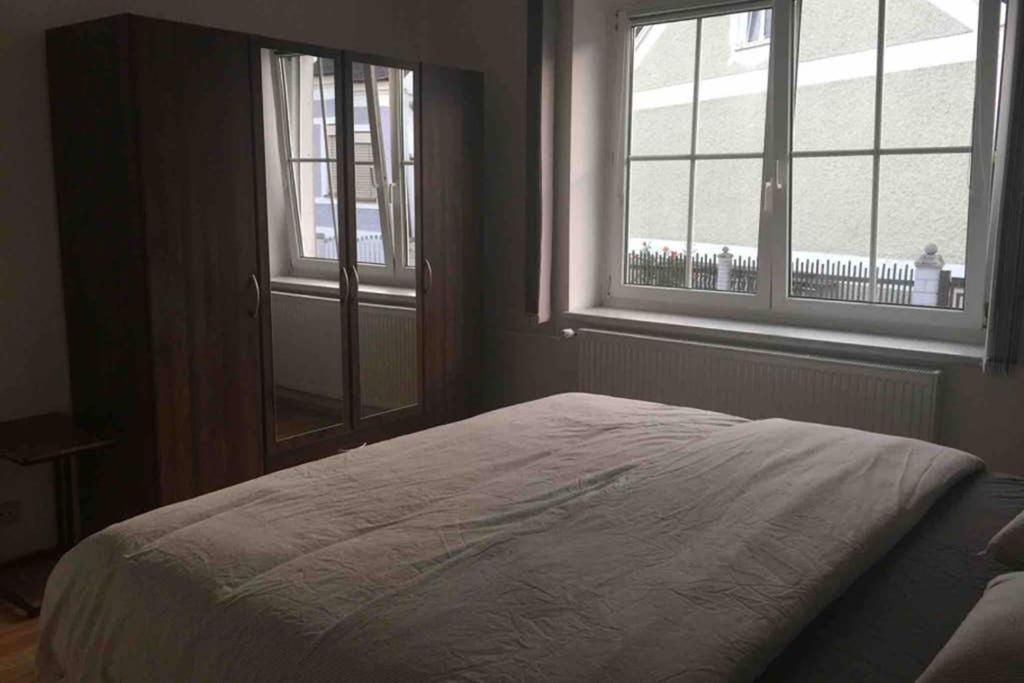 Haus Mit 3 Schlafzimmer Und Garten Амщетен Екстериор снимка